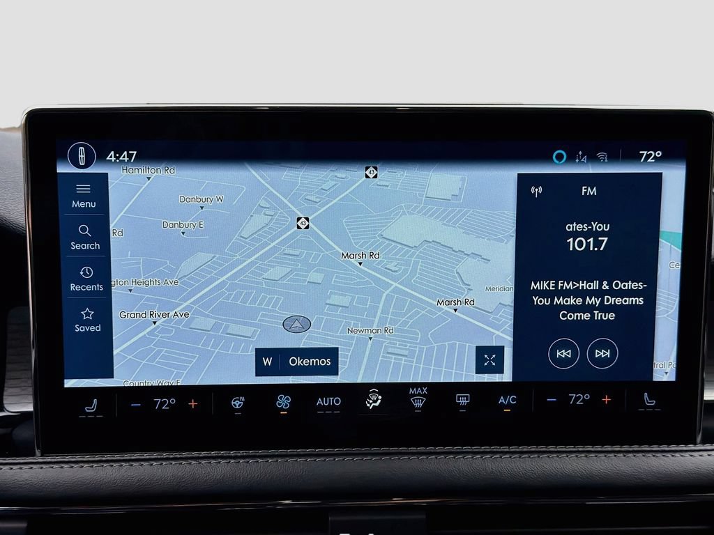 Used 2025 Lincoln Corsair AWD w/ Equipment Group 101A image 15