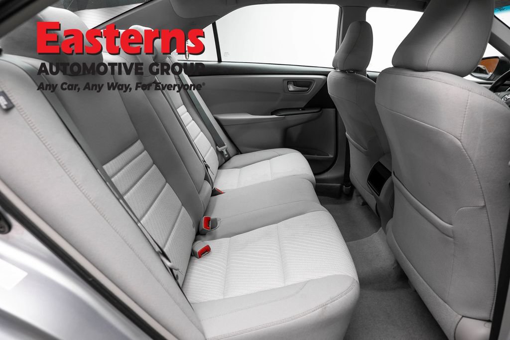 Used 2015 Toyota Camry LE FWD image 22