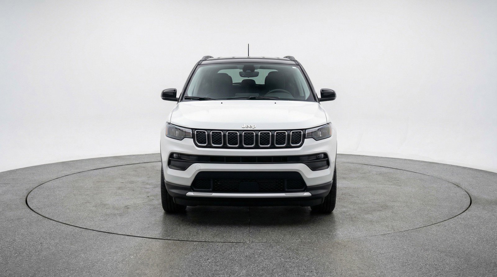 Used 2025 Jeep Compass Limited AWD/4WD image 2
