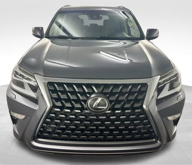 Used 2020 Lexus GX 460 Premium w/ Premium Package image 3