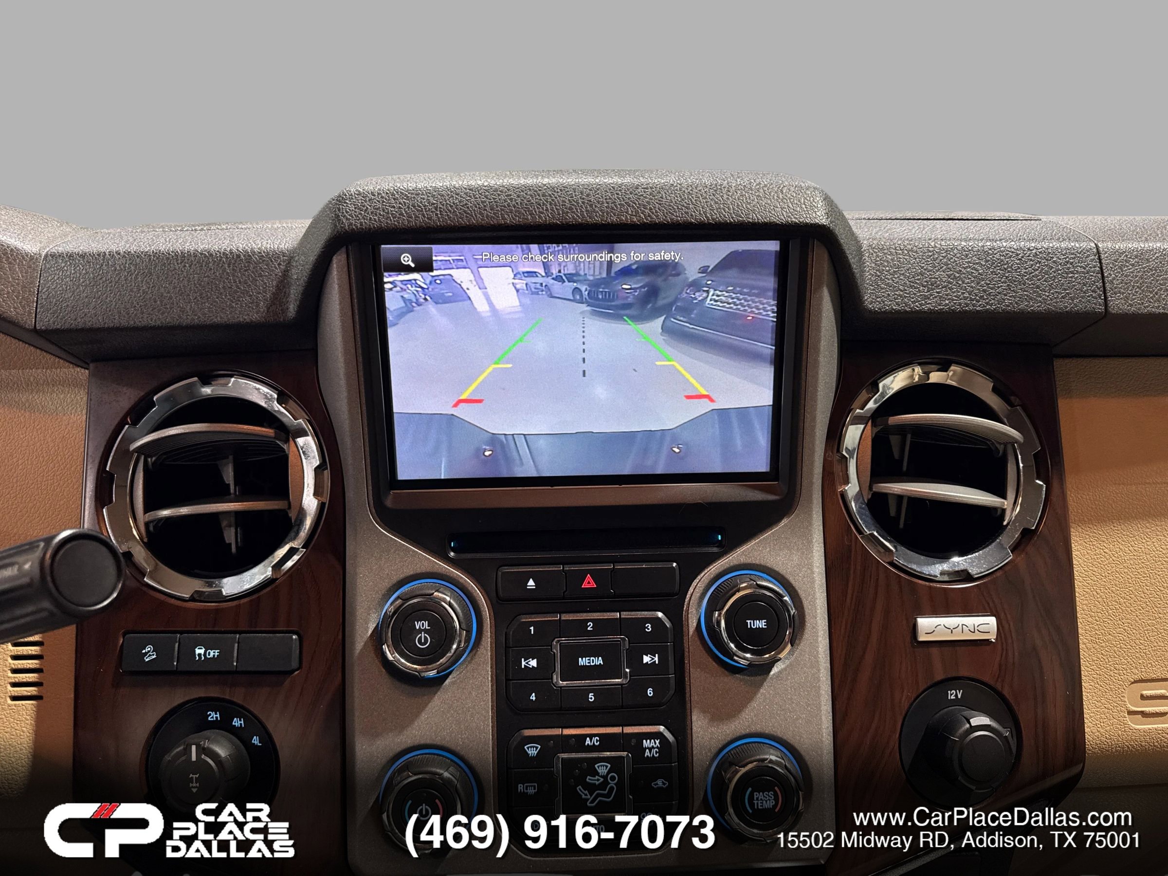 Used 2016 Ford F250 Lariat w/ Lariat Ultimate Package AWD/4WD image 32