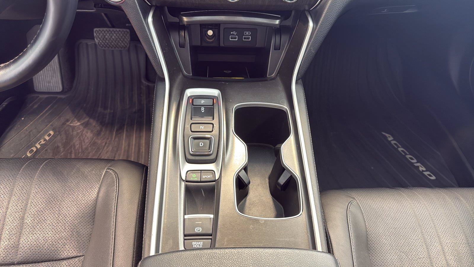 Used 2021 Honda Accord Touring image 24