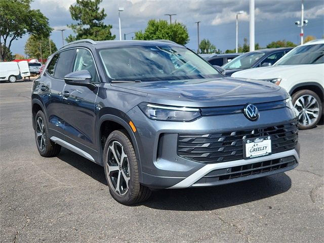 New 2025 Volkswagen Tiguan SE