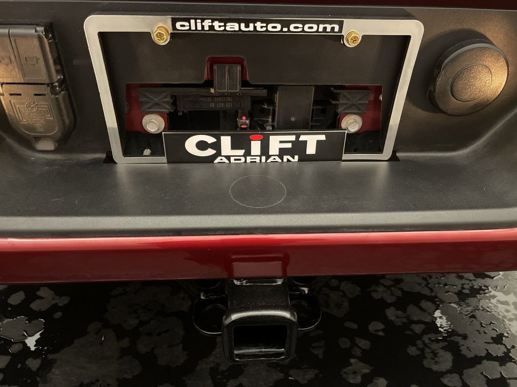 Used 2021 Chevrolet Silverado 1500 High Country w/ Technology Package image 32