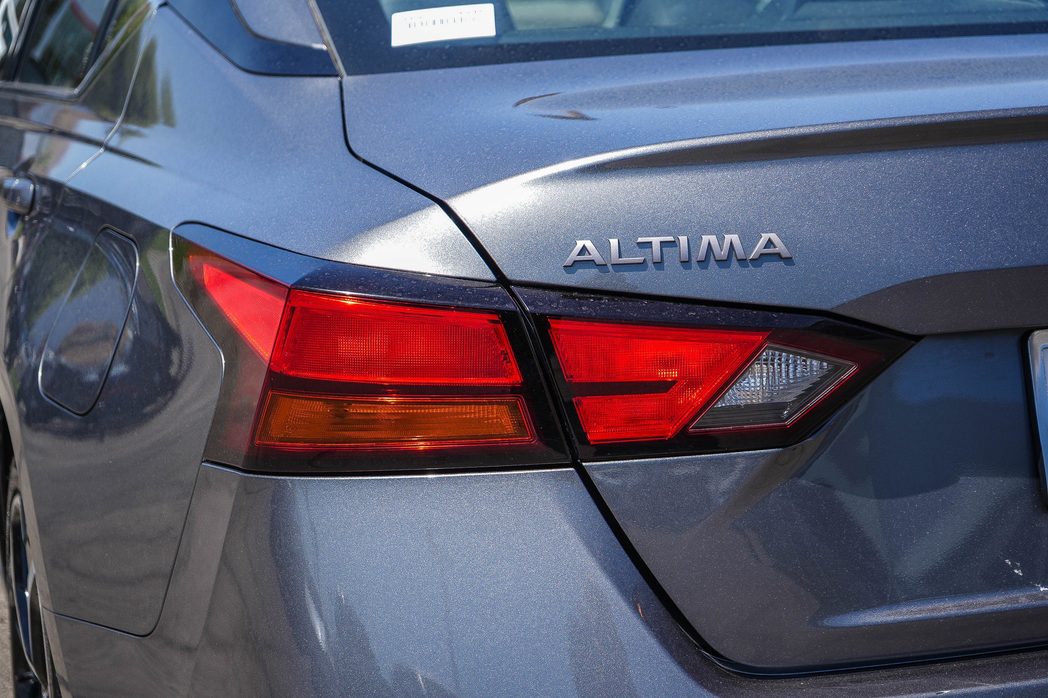 Used 2024 Nissan Altima 2.5 SR FWD image 8