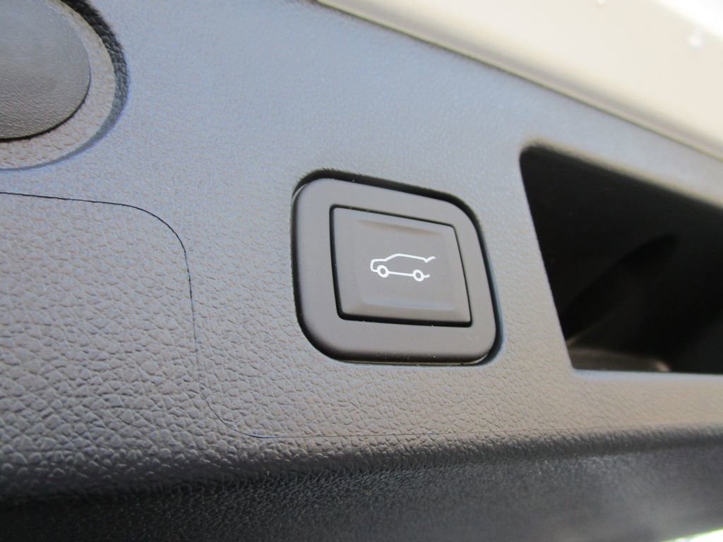 New 2026 GMC Terrain AT4 w/ Technology Package II image 14