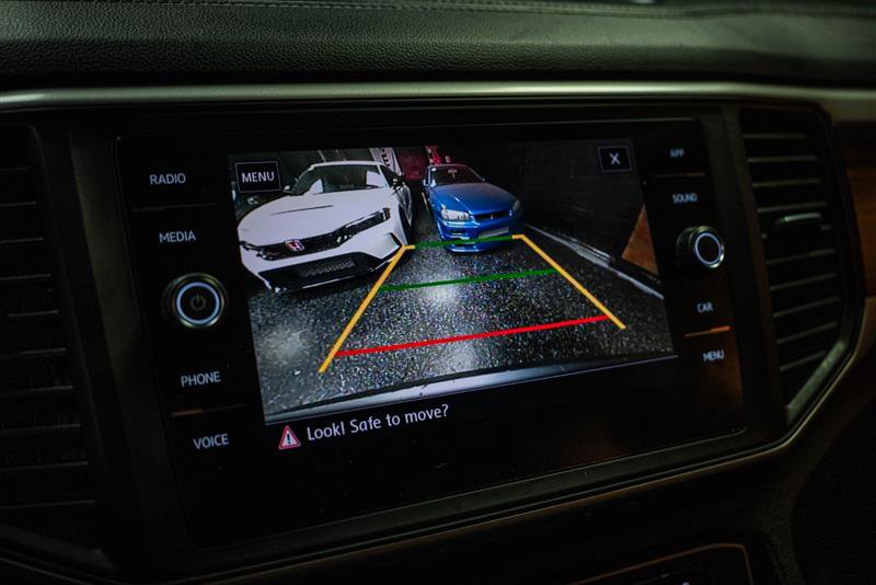 Used 2021 Volkswagen Atlas SE w/ Towing Package FWD image 21