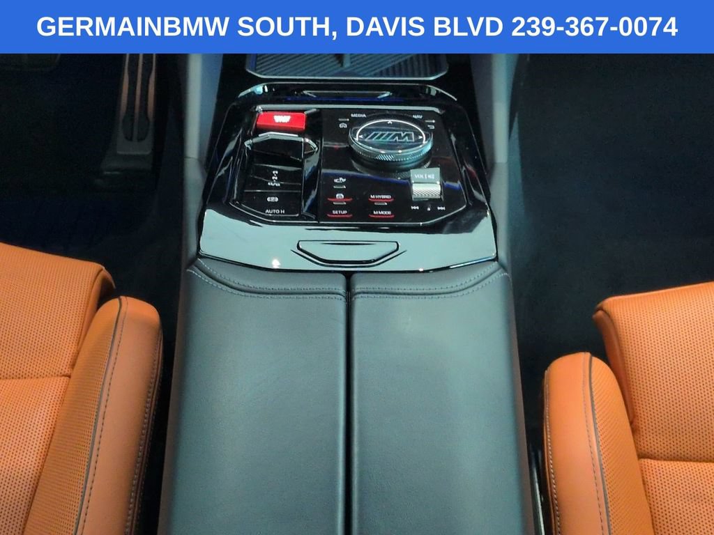 Certified 2025 BMW M5 w/ Carbon Package AWD/4WD image 20