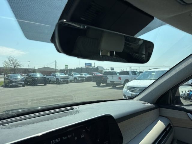 Used 2024 Hyundai Palisade Limited image 19