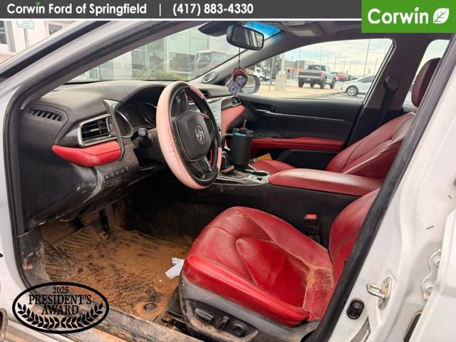 Used 2019 Toyota Camry XSE image 8