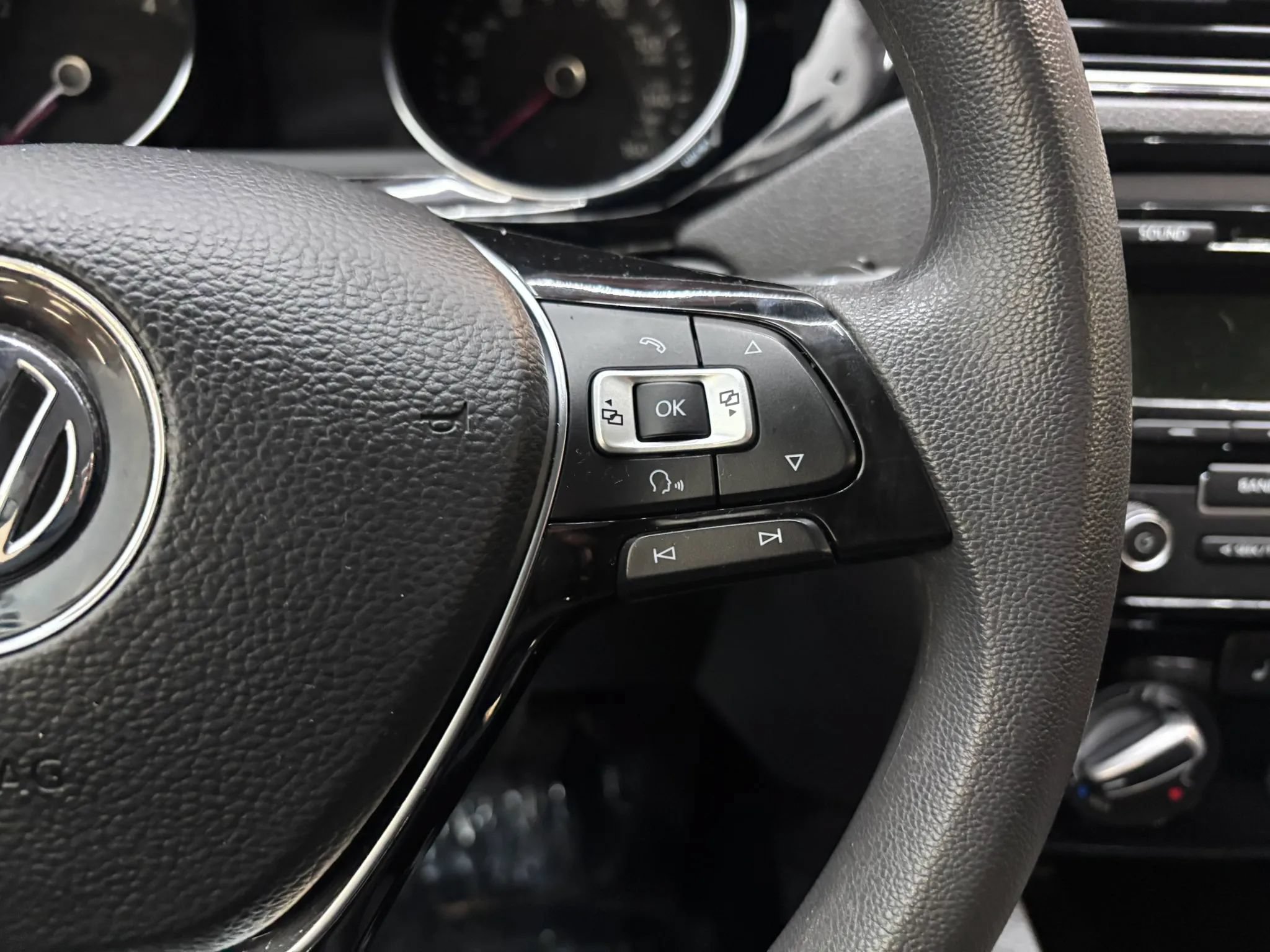 Used 2015 Volkswagen Jetta TDI S FWD image 14