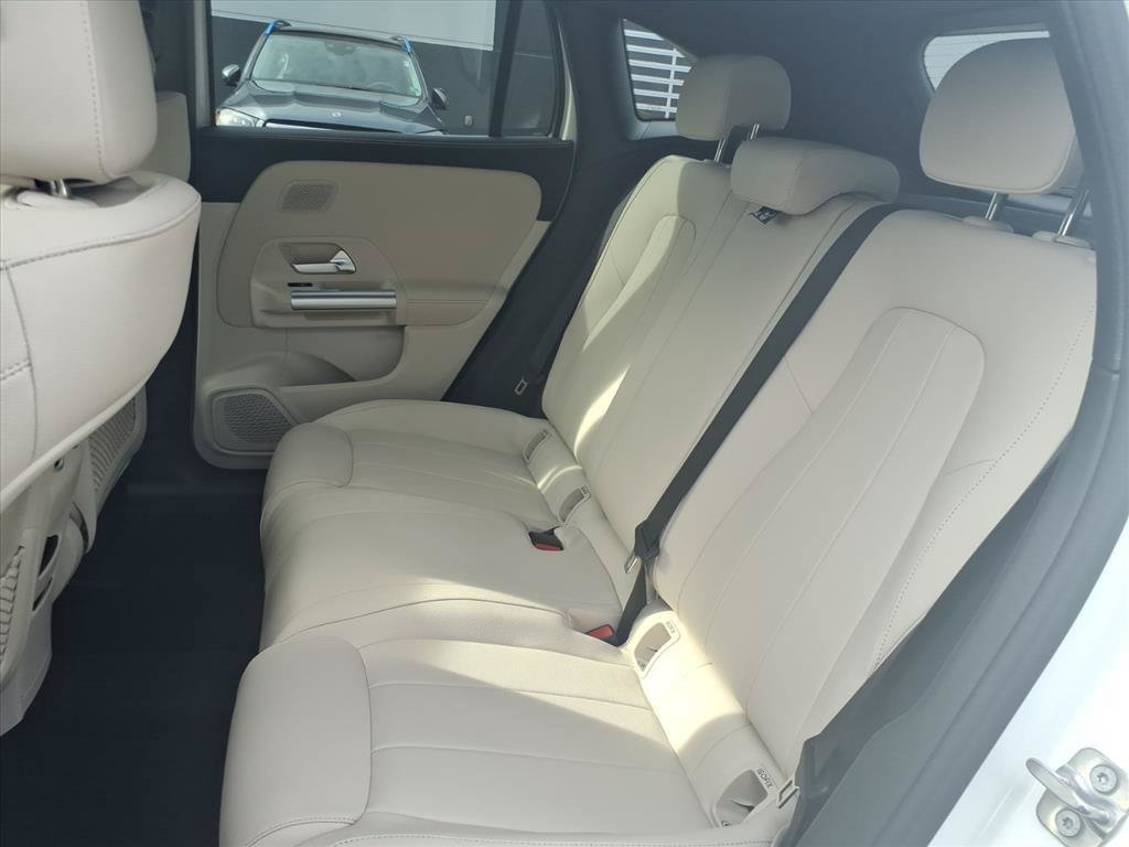 Used 2026 Mercedes-Benz GLA 250 image 7