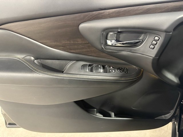 Used 2024 Nissan Murano Platinum image 7
