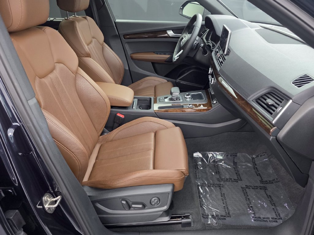 Used 2019 Audi Q5 2.0T Premium Plus AWD/4WD image 30