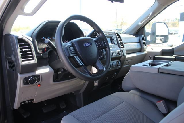 Used 2019 Ford F250 XL w/ STX Appearance Package AWD/4WD image 3