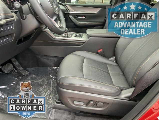 Used 2025 MAZDA CX-70 Plug-In Hybrid w/ Premium Pkg image 11