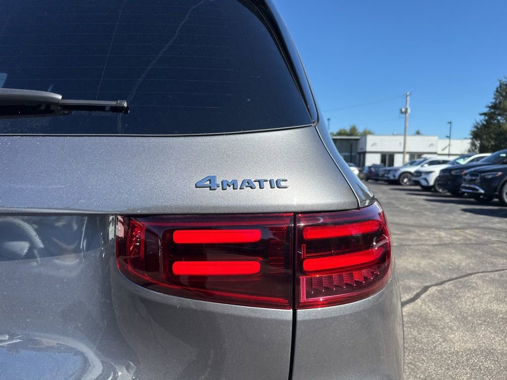 New 2026 Mercedes-Benz GLB 250 4MATIC image 8