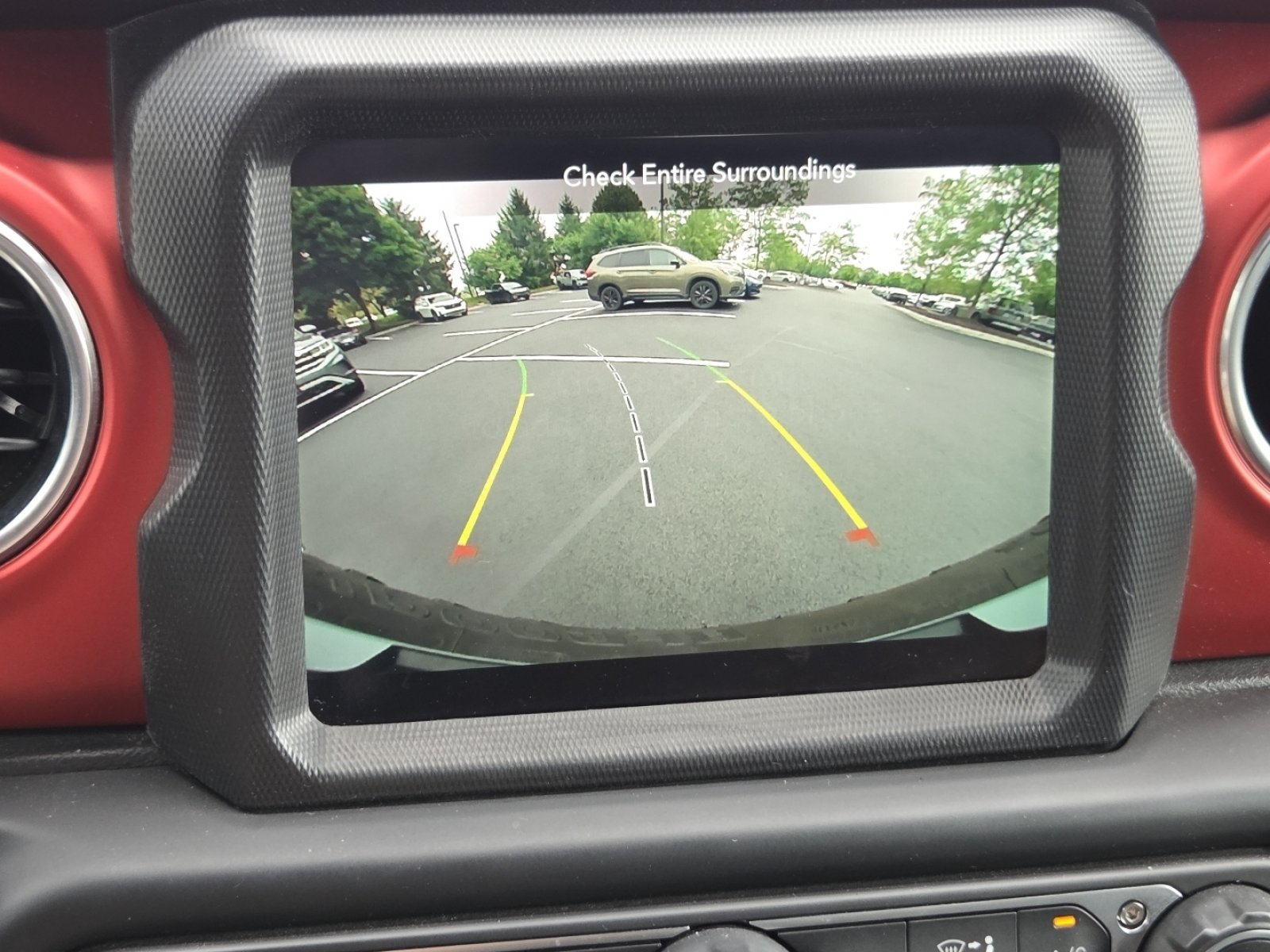 Used 2022 Jeep Wrangler Unlimited Rubicon AWD/4WD image 11