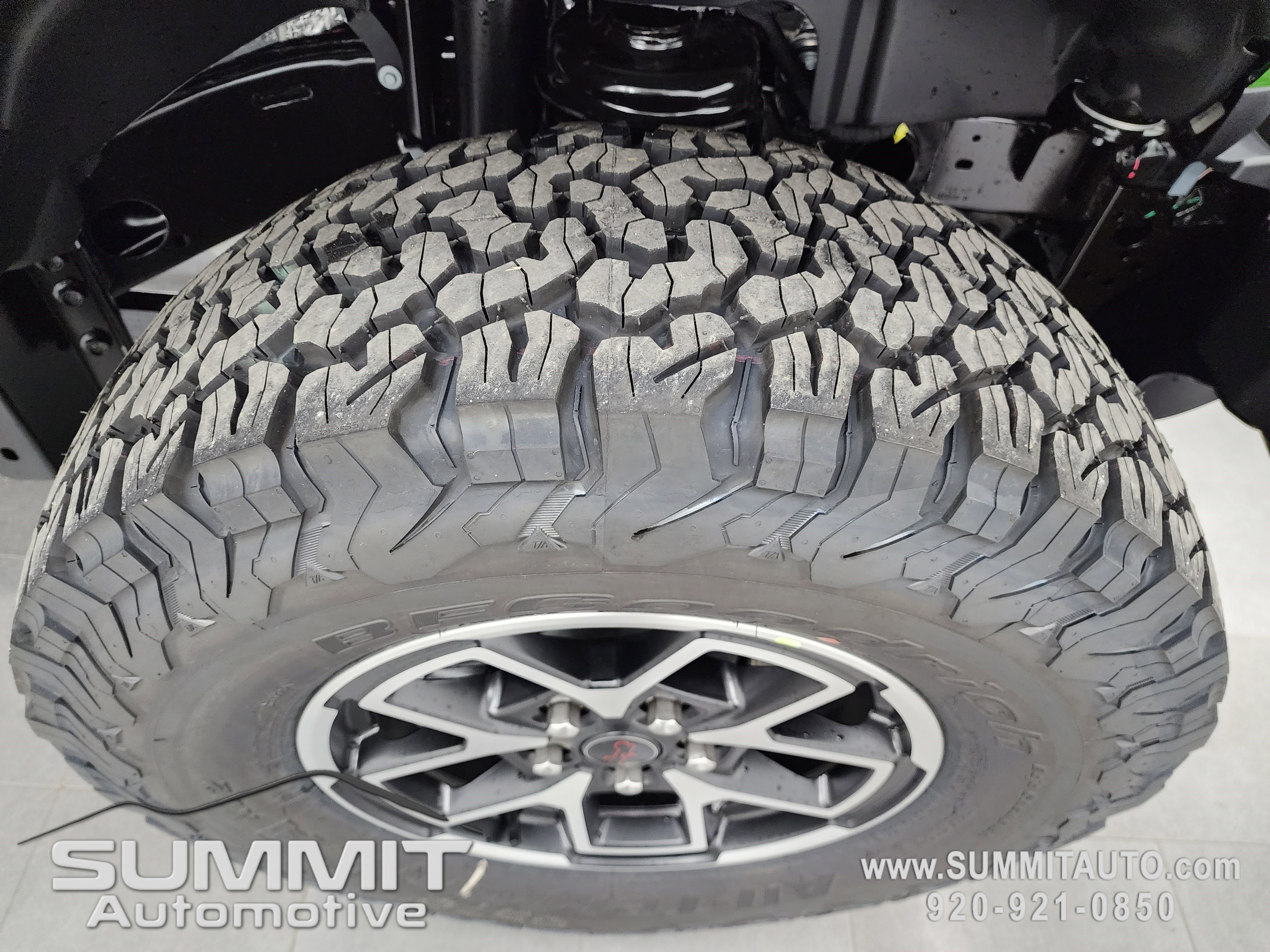 New 2026 Jeep Wrangler Unlimited Rubicon w/ Safety Group image 3