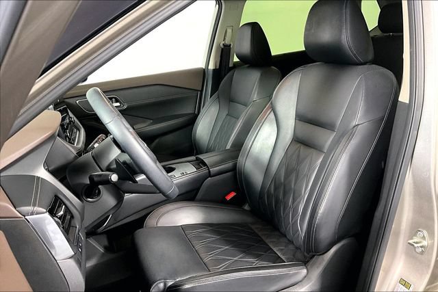 Used 2023 Nissan Rogue Platinum w/ Platinum Premium Package FWD image 27