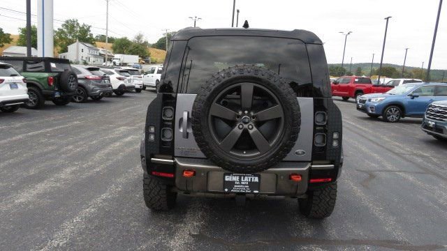 Used 2020 Land Rover Defender 110 X image 15