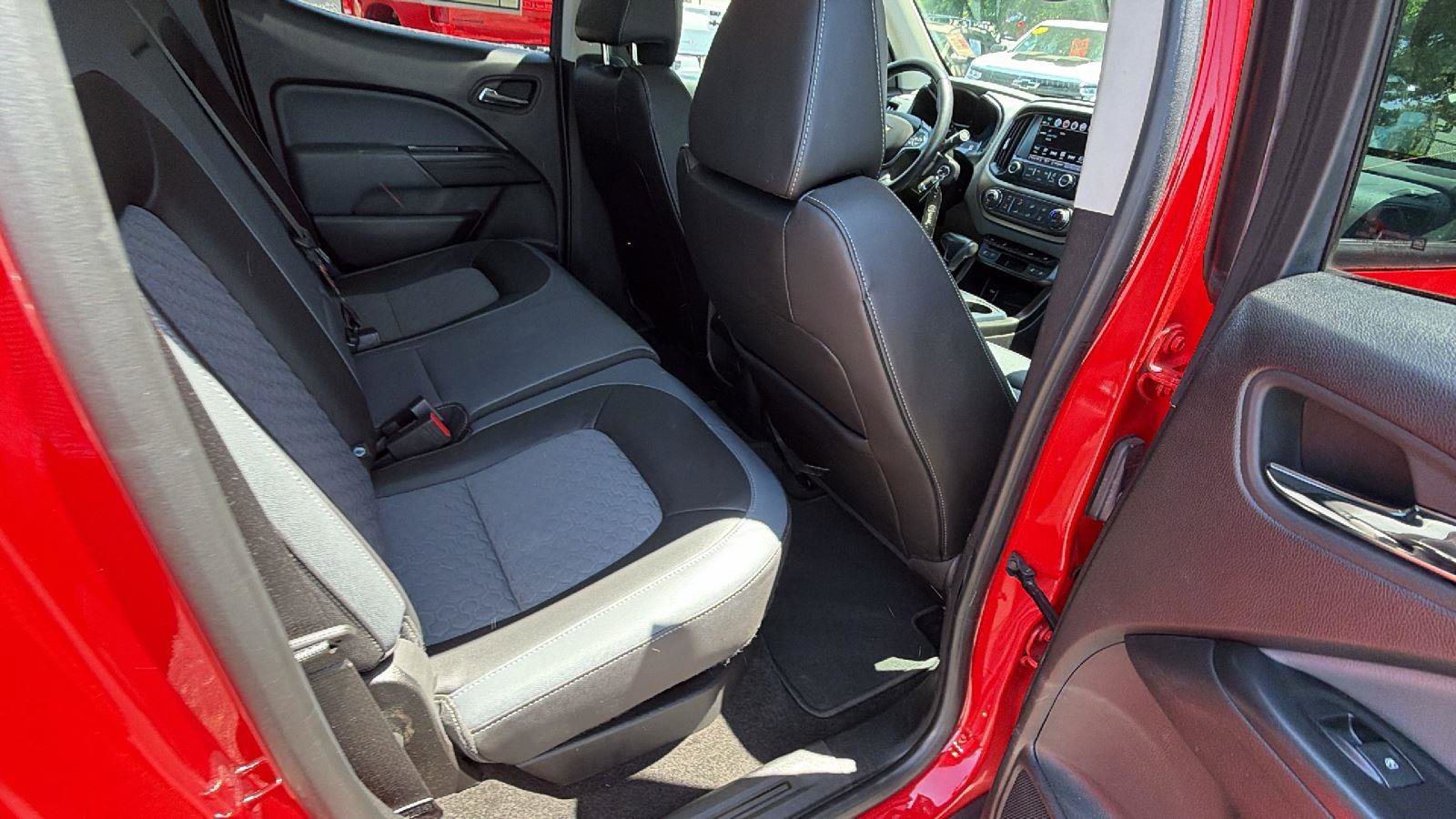 Used 2018 Chevrolet Colorado Z71 RWD image 18
