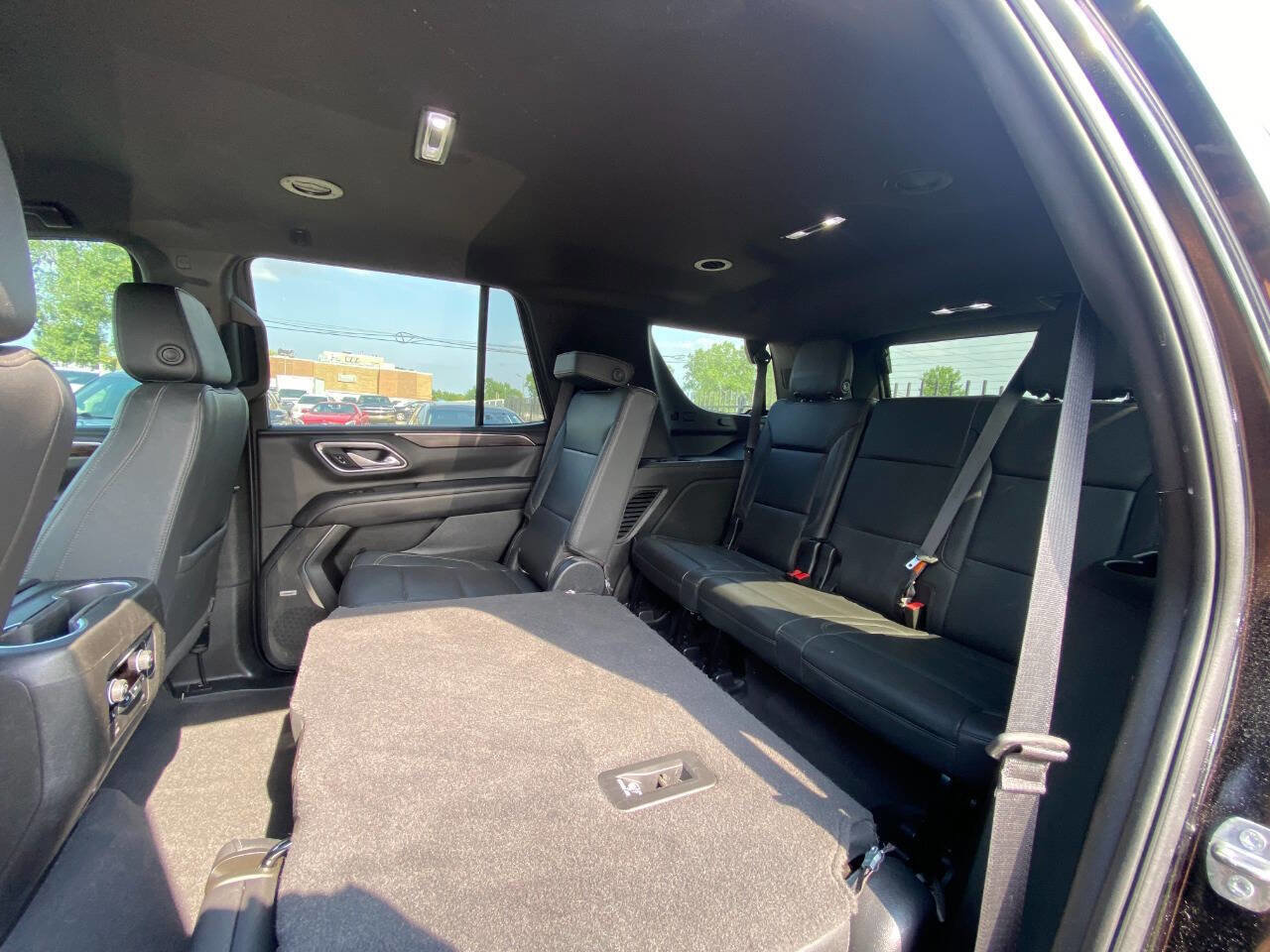 Used 2022 Chevrolet Tahoe Z71 w/ Luxury Package image 10