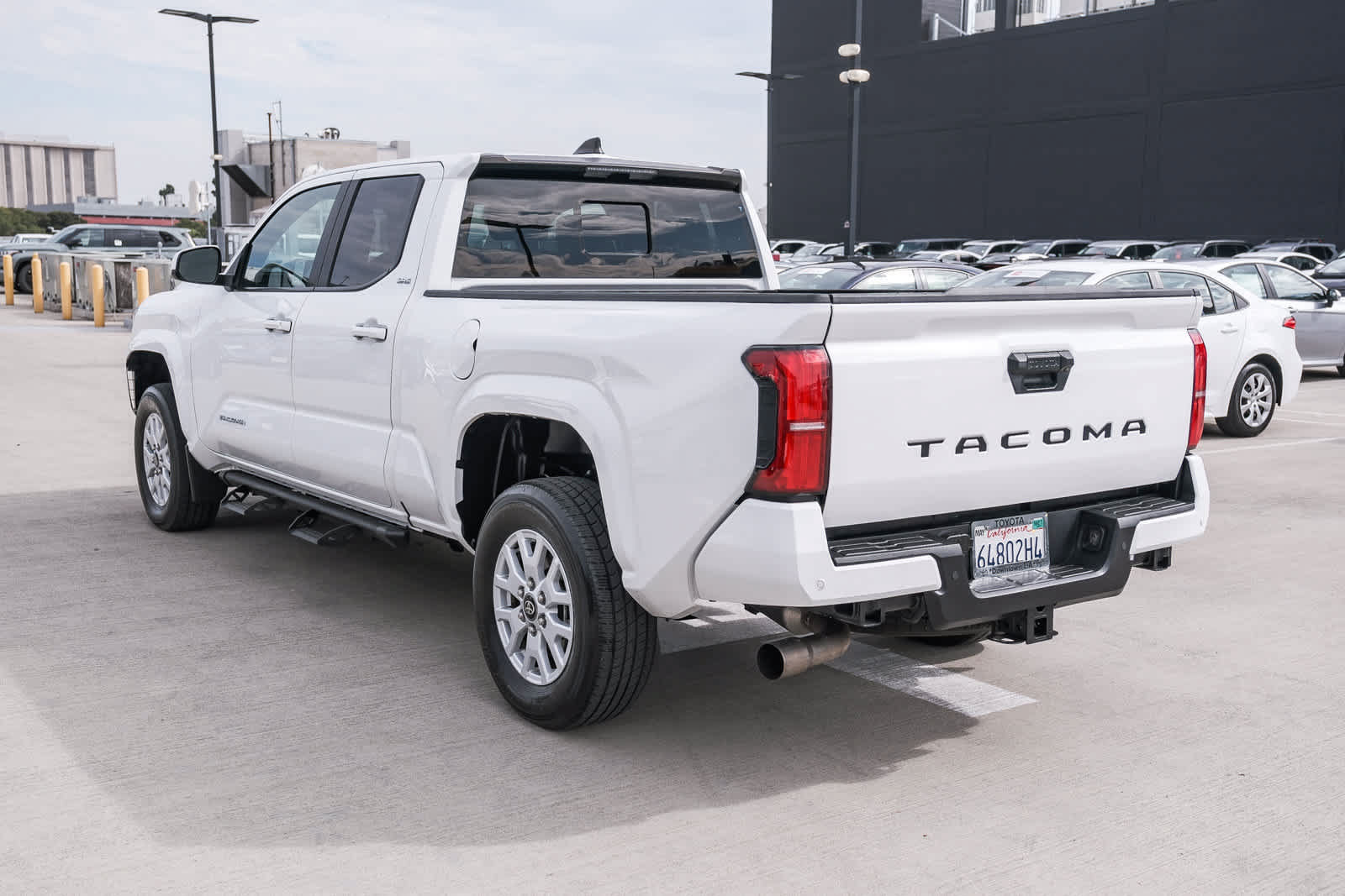 Certified 2024 Toyota Tacoma SR5 AWD/4WD image 6