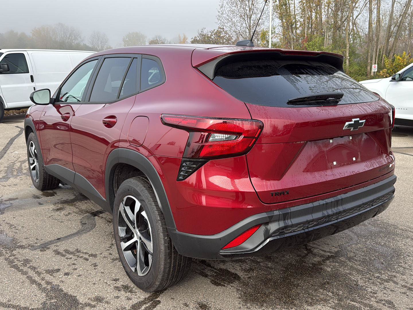 Used 2025 Chevrolet Trax RS FWD image 6