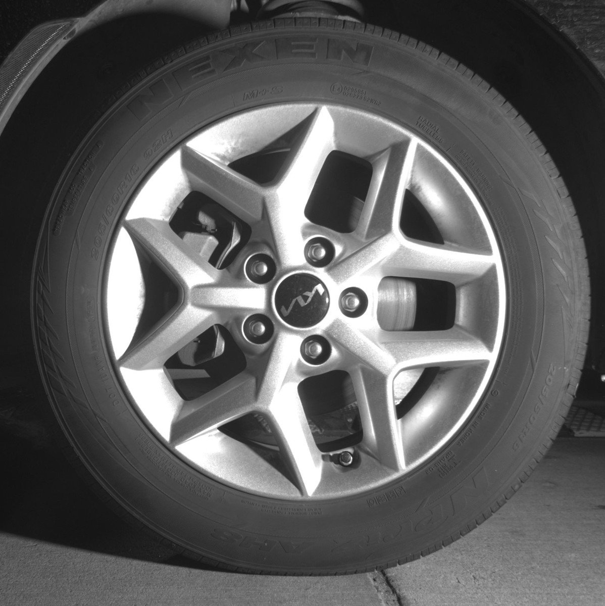 Used 2025 Kia Soul LX w/ LX Technology Package FWD image 19