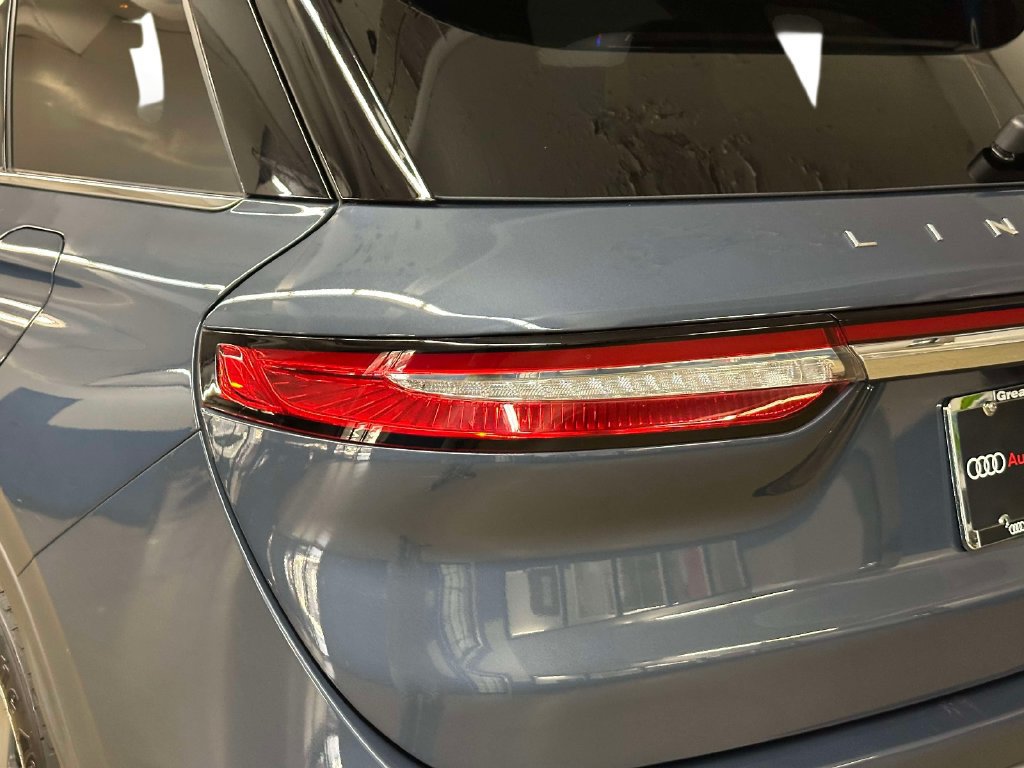Used 2022 Lincoln Corsair AWD w/ Premium Package image 14