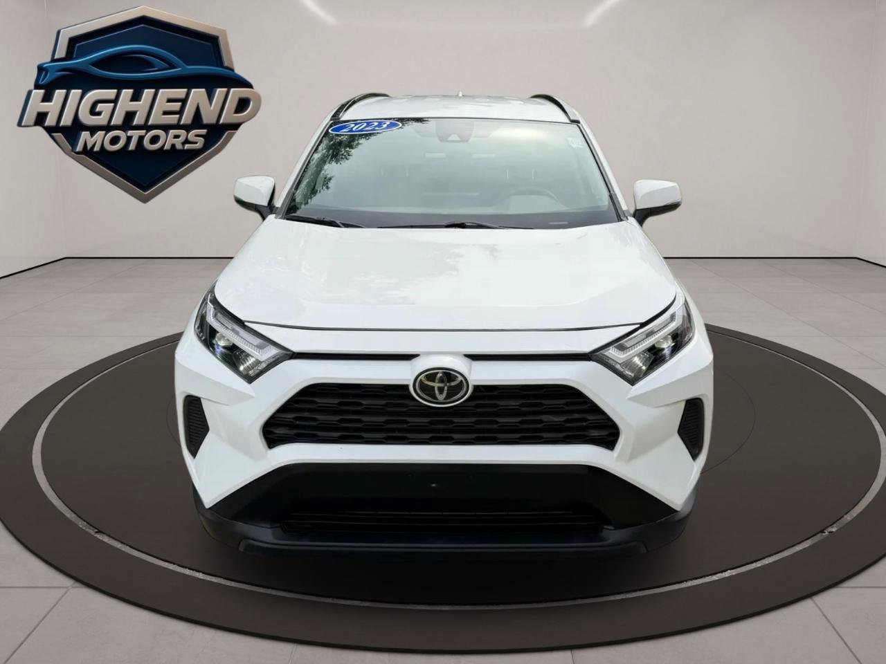 Used 2023 Toyota RAV4 XLE AWD/4WD image 10
