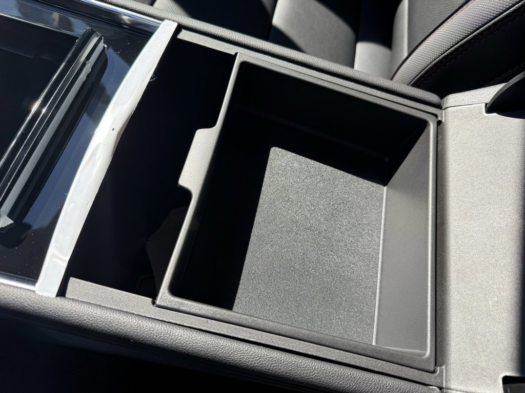 New 2026 Chevrolet Traverse RS w/ LPO, Floor Liner Package image 37