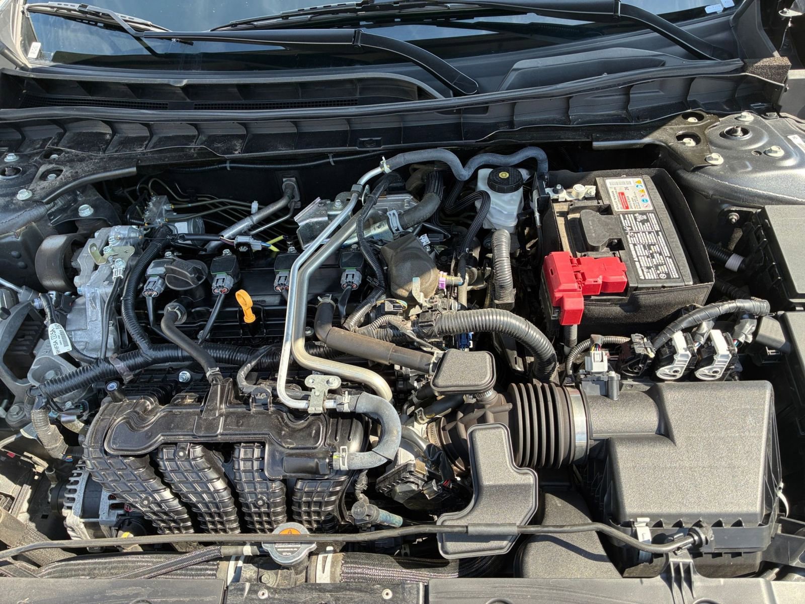 Used 2025 Nissan Altima 2.5 SV FWD image 32