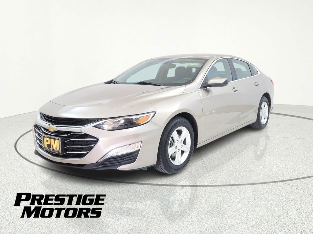 Used 2022 Chevrolet Malibu LS w/ Driver Confidence Package II FWD image 3