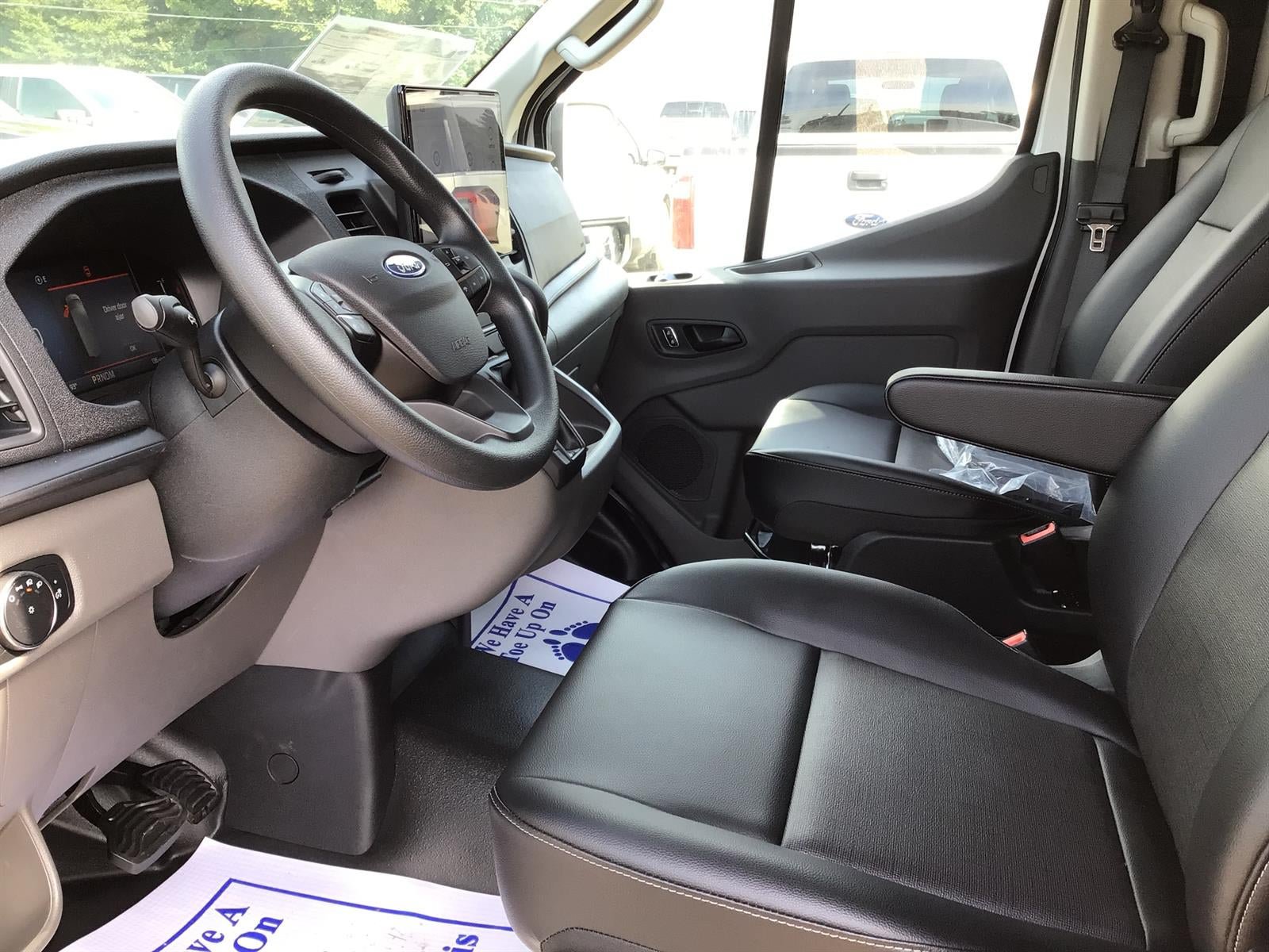 New 2026 Ford Transit 250 Low Roof AWD w/ Load Area Protection Package image 2