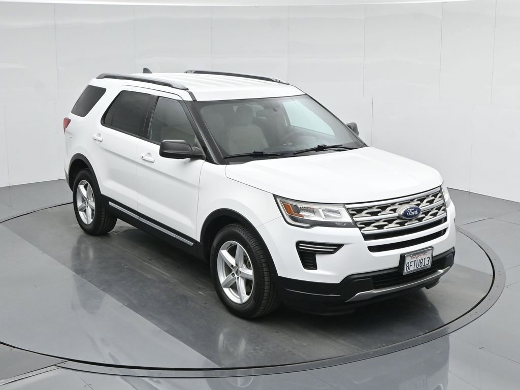 Used 2018 Ford Explorer XLT image 41