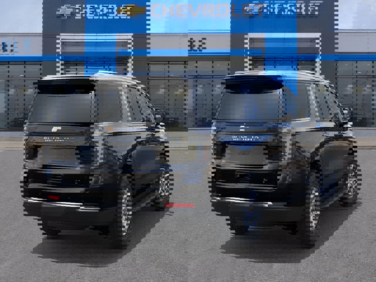 New 2026 Chevrolet Suburban LT w/ Comfort Package image 4