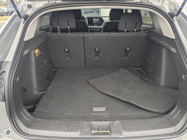 Used 2024 Chevrolet Trax LS w/ Driver Confidence Package FWD image 12