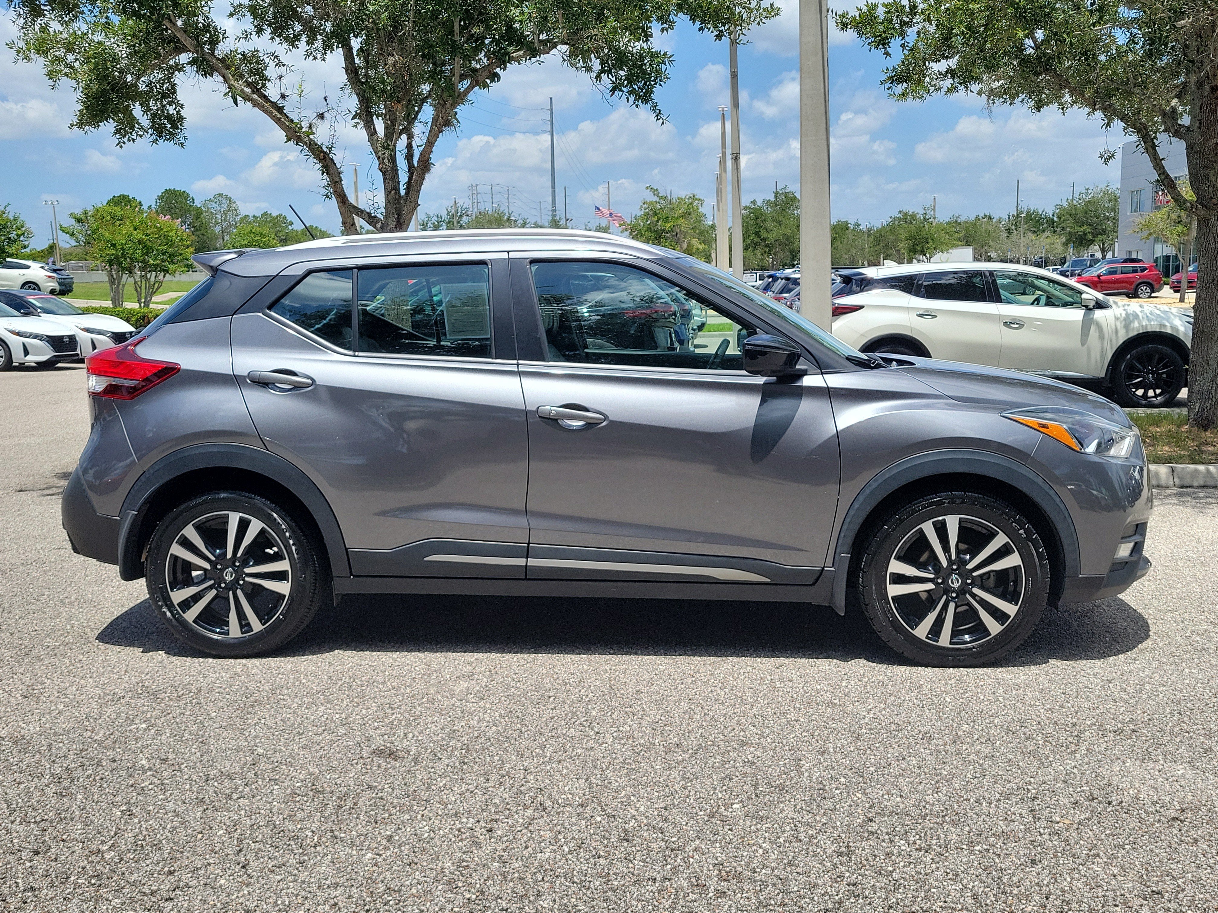 Certified 2020 Nissan Kicks SR w/ SR Premium Package FWD image 4