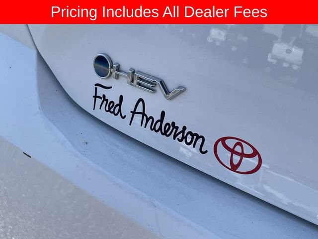 Used 2025 Toyota Camry LE FWD image 11