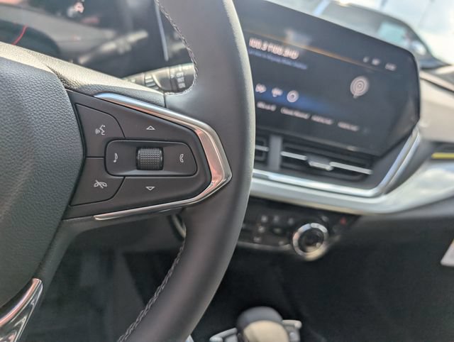 New 2026 Chevrolet Trax LT w/ Driver Confidence Package FWD image 17