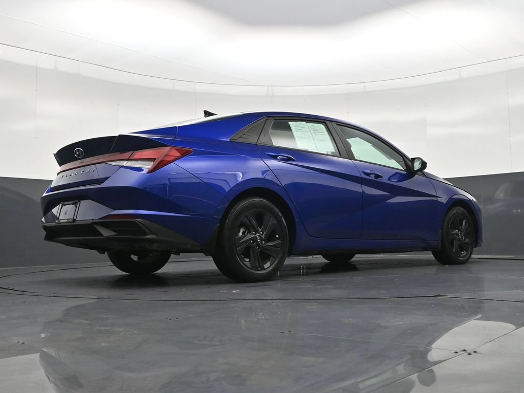 Used 2023 Hyundai Elantra SEL FWD image 27