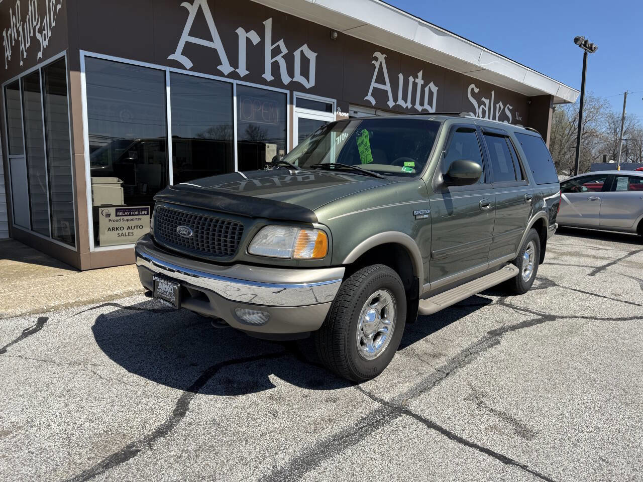 Used 2000 Ford Expedition Eddie Bauer image 2