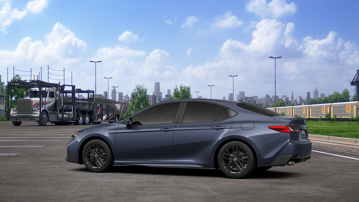 New 2026 Toyota Camry SE FWD image 5