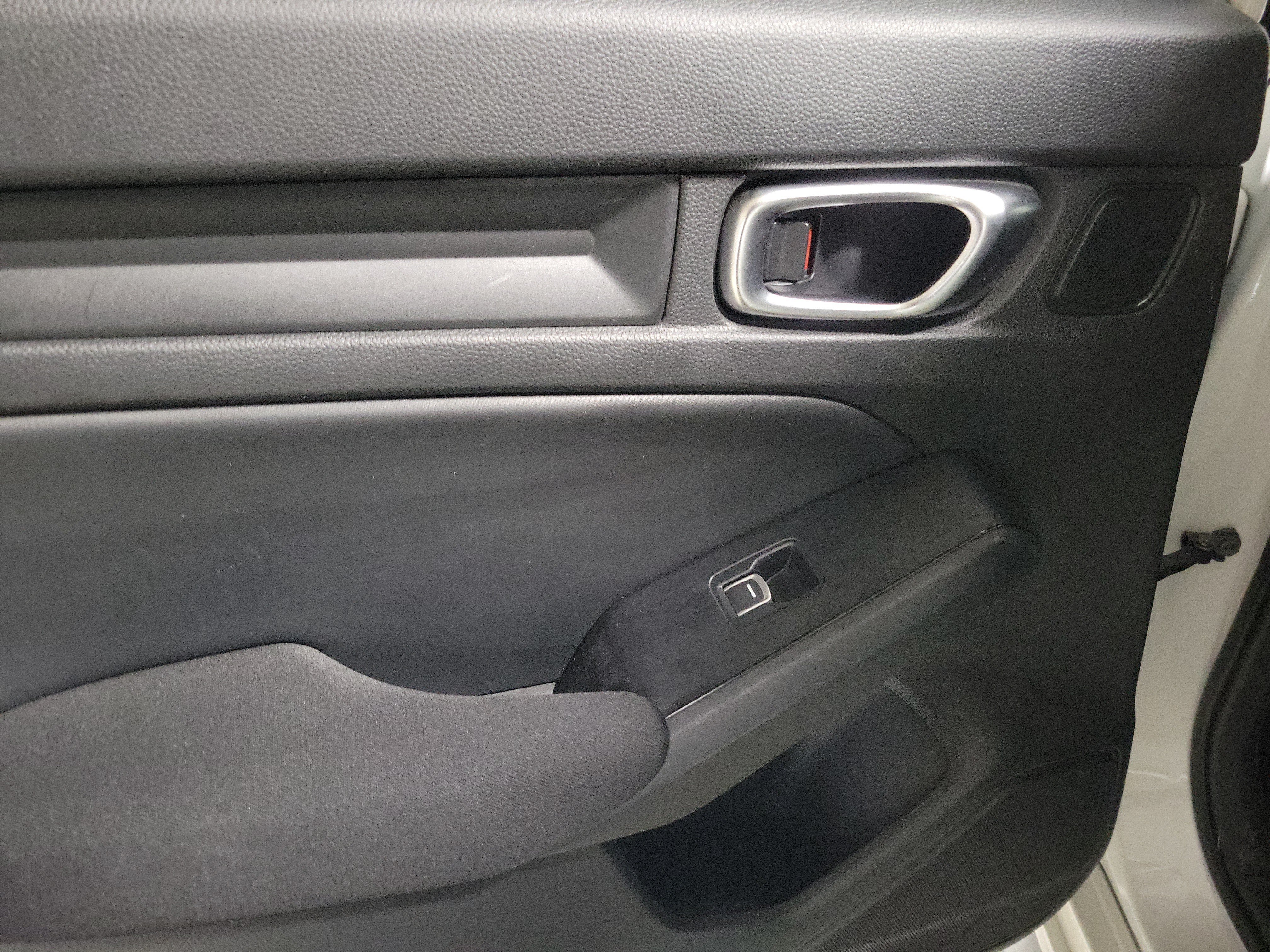 Used 2023 Honda Civic Sport image 12
