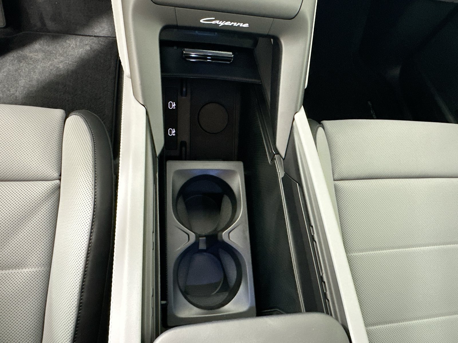 New 2026 Porsche Cayenne S AWD/4WD image 30