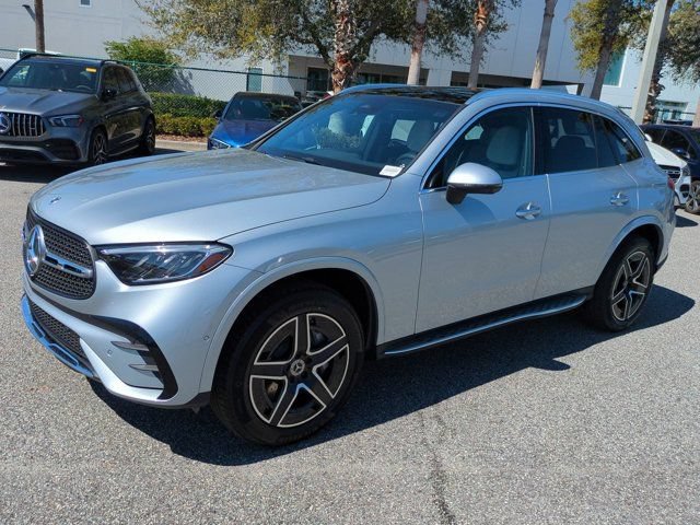 Used 2026 Mercedes-Benz GLC 300 image 8