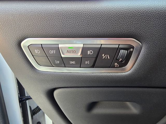 Used 2019 BMW X5 xDrive40i w/ Executive Package AWD/4WD image 11