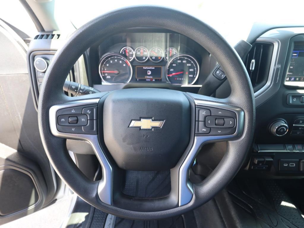 Used 2022 Chevrolet Silverado 2500 Custom w/ Custom Convenience Package AWD/4WD image 19